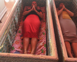 Обряд Очищения или Похороны Неудач с гробами в Паттайе - фото 321