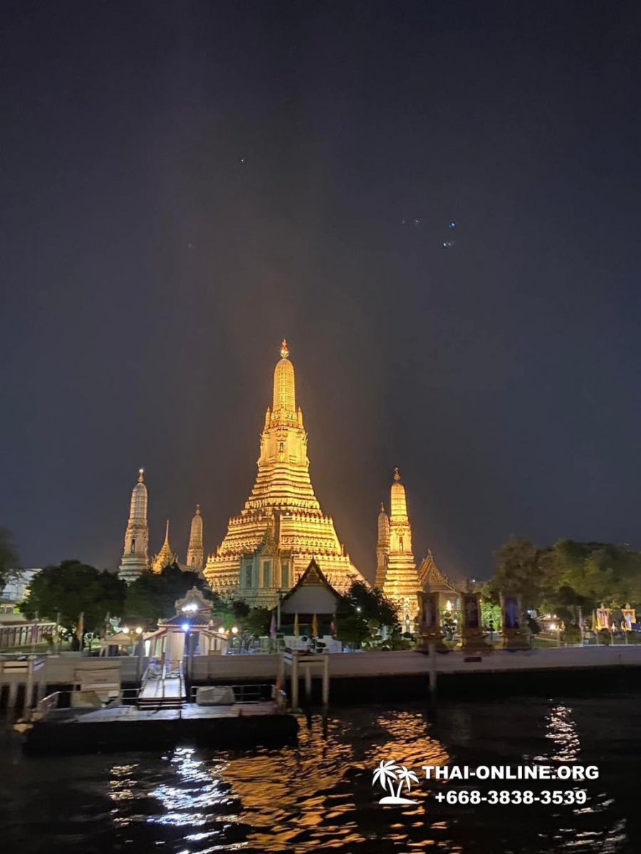 Самые потрясающие виды старинного и современного Бангкока, посещение крыши и прозрачной площадки скайволк небоскреба Маханакхон, круиз на новом фешенебельном трёхпалубном лайнере по реке Чао Прайя, осмотр храмов и исторической части города - фото 12