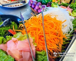 Нонг Нуч и ужин в башне Паттайя Парк в Тайланде - фото 7