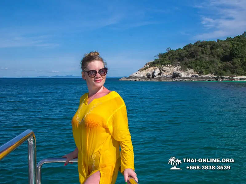 Морская экскурсия Аквамарин на скоростном катере, катамаране Сарган по необитаемым островам Паттайи, аренда катера в Тайланде, сноркелинг-туры Тайланда - фото 24