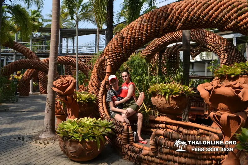 Тропический сад Нонг Нуч и шоу трансвеститов экскурсия в Паттайе фото 26
