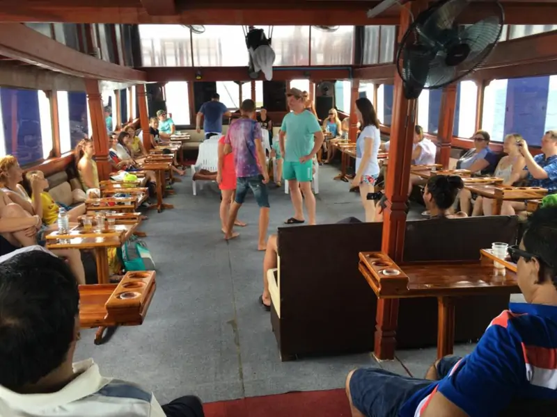 Pattaya Bay Cruise морская экскурсия по островам Ко Пхай и Ко Сак в Паттайе Тайланде фотография 5
