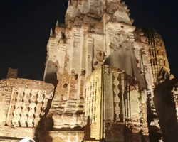 Вечерняя Аюттайя экскурсия из Паттайи в Таиланде - фото 327