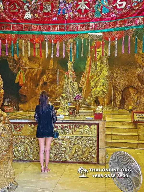Однодневная экскурсия из Паттайи с туркомпанией Magic Thai Online на остров Ко Си Чанг, Феншуй Тур в Тайланде, островок Китая в Таиланде, именуемый Островом Удачи, островом Цвета Слона - фото 16