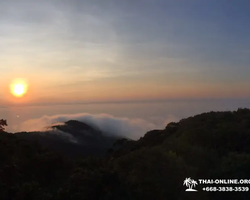 Восхождение к святому камню на горе Китча Кут в Таиланде - фото 146