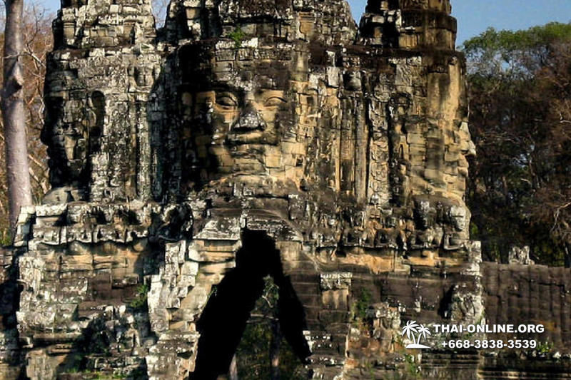 Путешествие из Тайланда в Камбоджу, Ангкор Ват - фотография 80