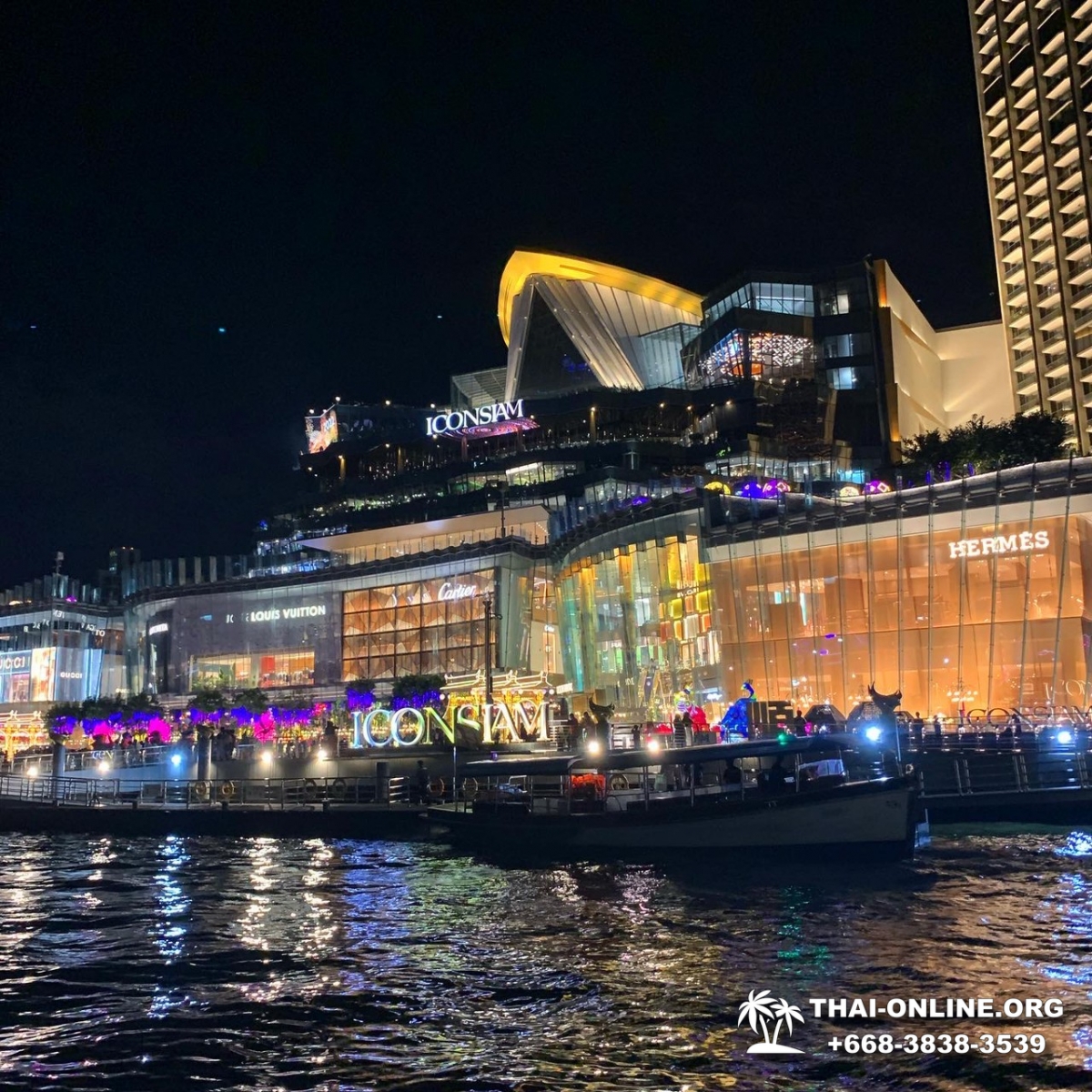 Самые потрясающие виды старинного и современного Бангкока, круиз на новом фешенебельном трёхпалубном лайнере по реке Чао Прайя, пешеходная прогулка по исторической части города - фото 17