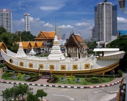 Храм-корабль Ват Ян Нава в Бангкоке 2018