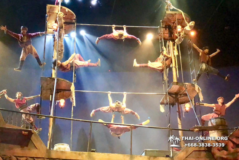Гибрид шоу KAAN летающий театр в Паттайе фото 3