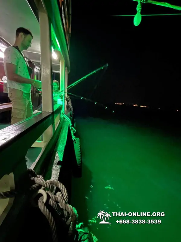Ночная рыбалка на кальмара морская экскурсия компании Seven Countries из Паттайи Таиланд фото 4