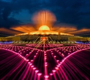 Башня Дракона и миллион Будд